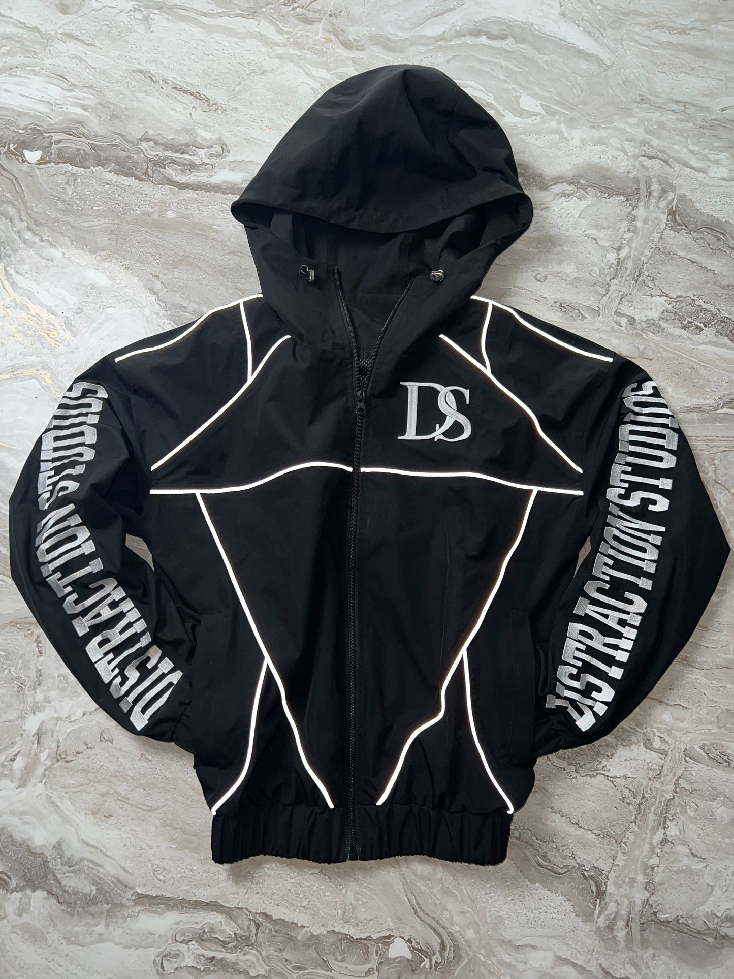 Distraction studios reflective set